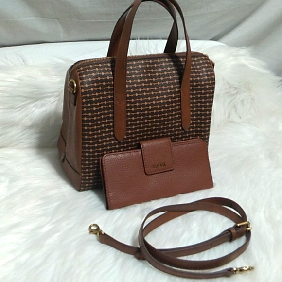 Fossil Handbags - FINAL SALE!! NWOT Fossil Bag & Wallet Set W/Strap